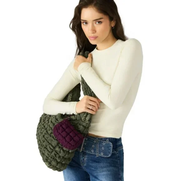 No Boundaries Women's Quilted Puffer Oversized Shoulder Hobo Bag, Olive New - Picture 3 of 3